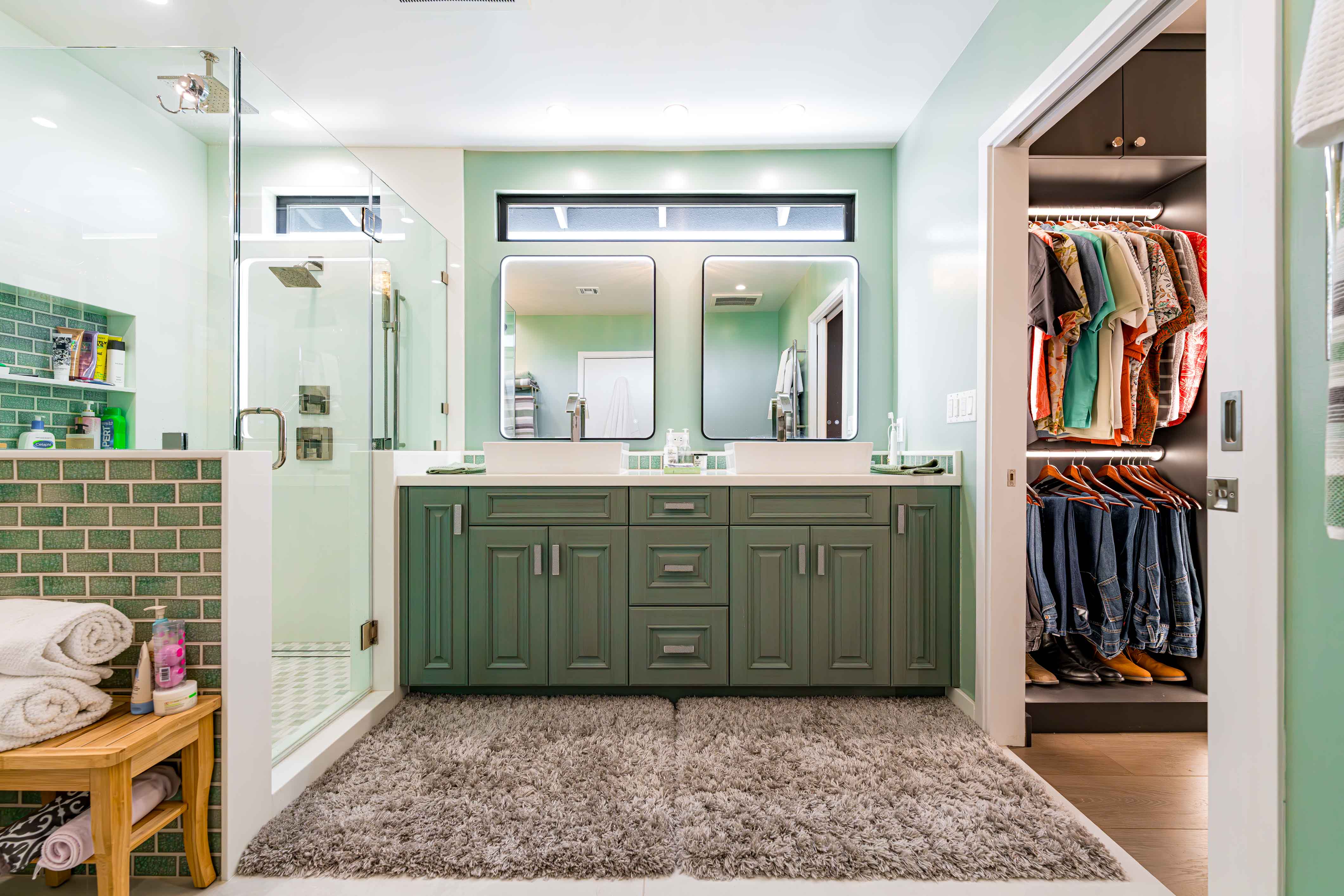 Woodland Hills Master Suite