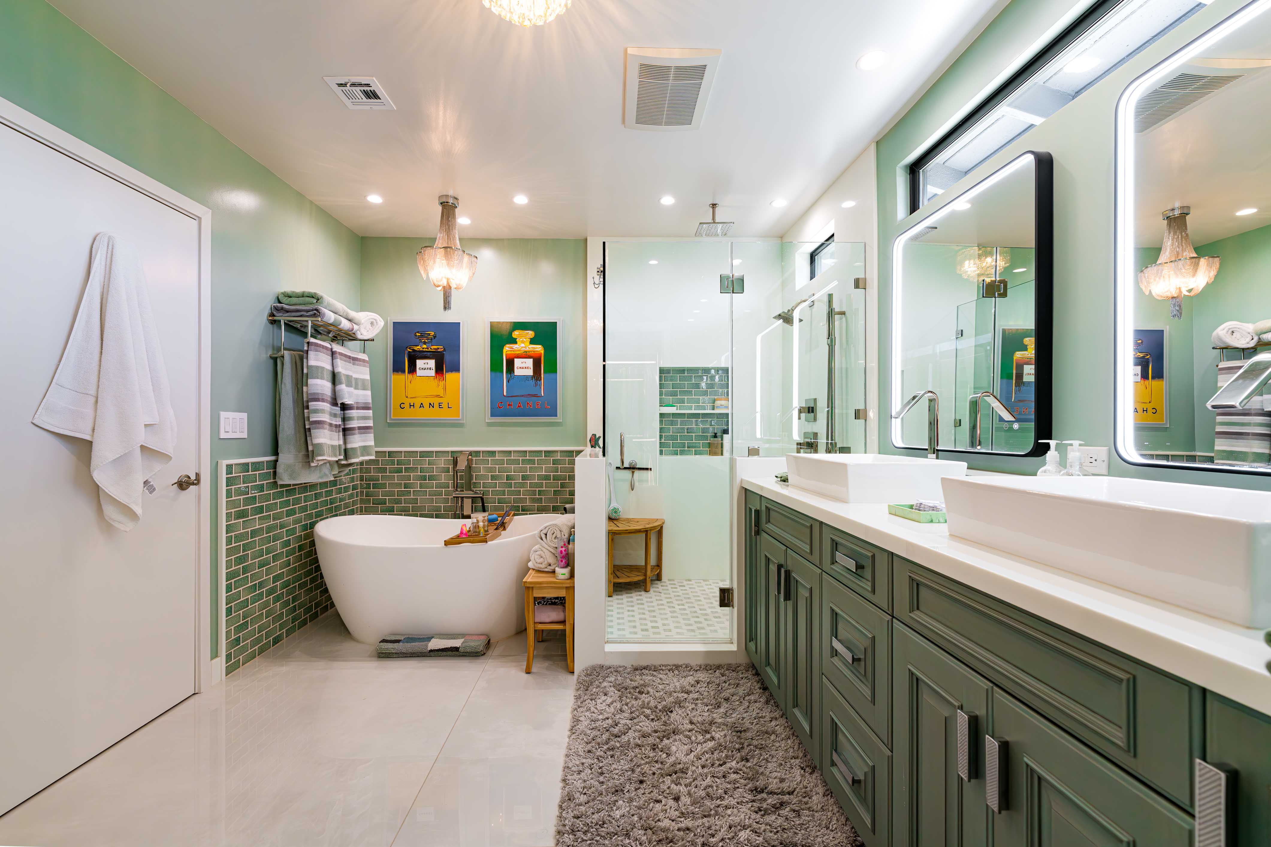 Woodland Hills Master Suite 2