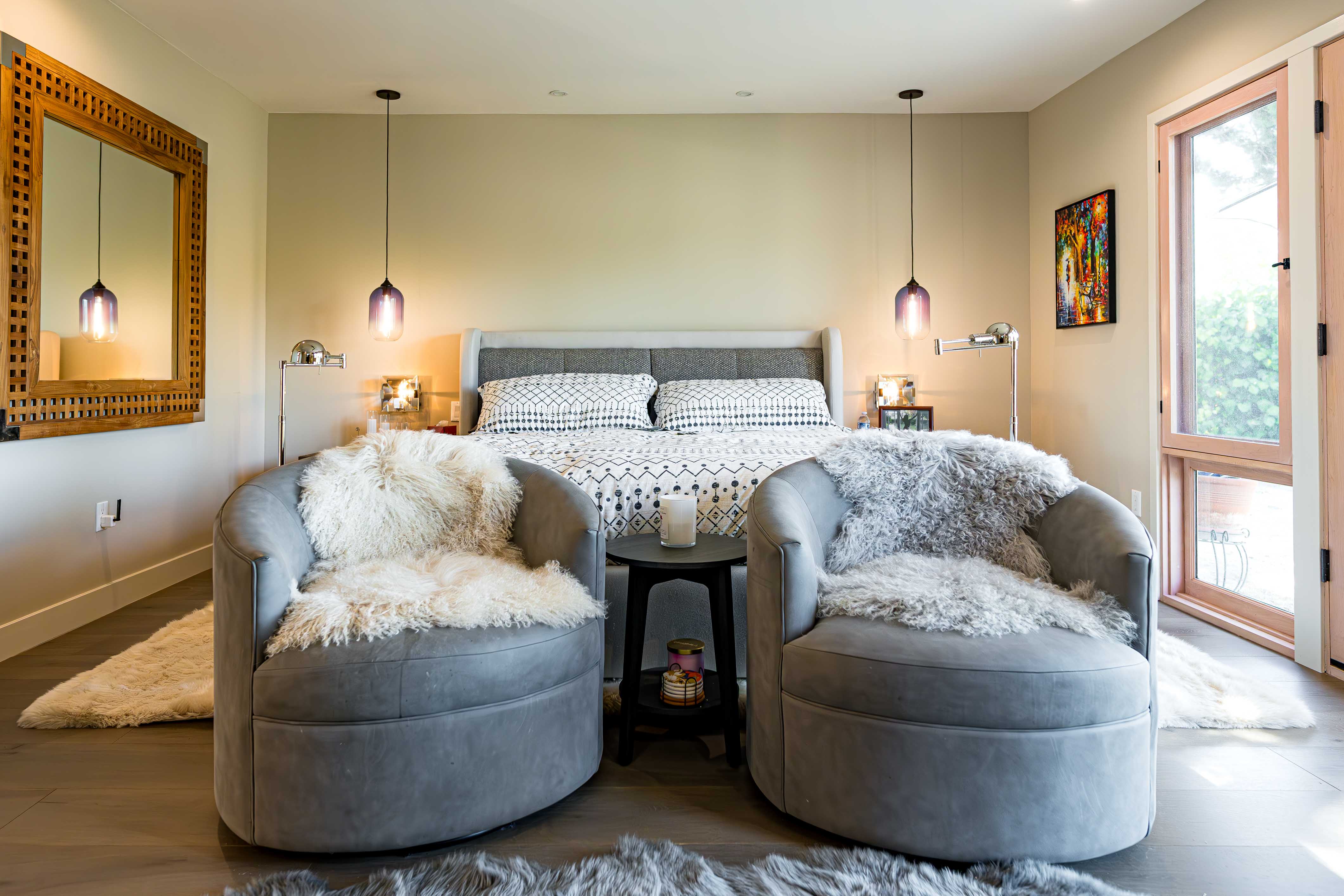Woodland Hills Master Suite 62