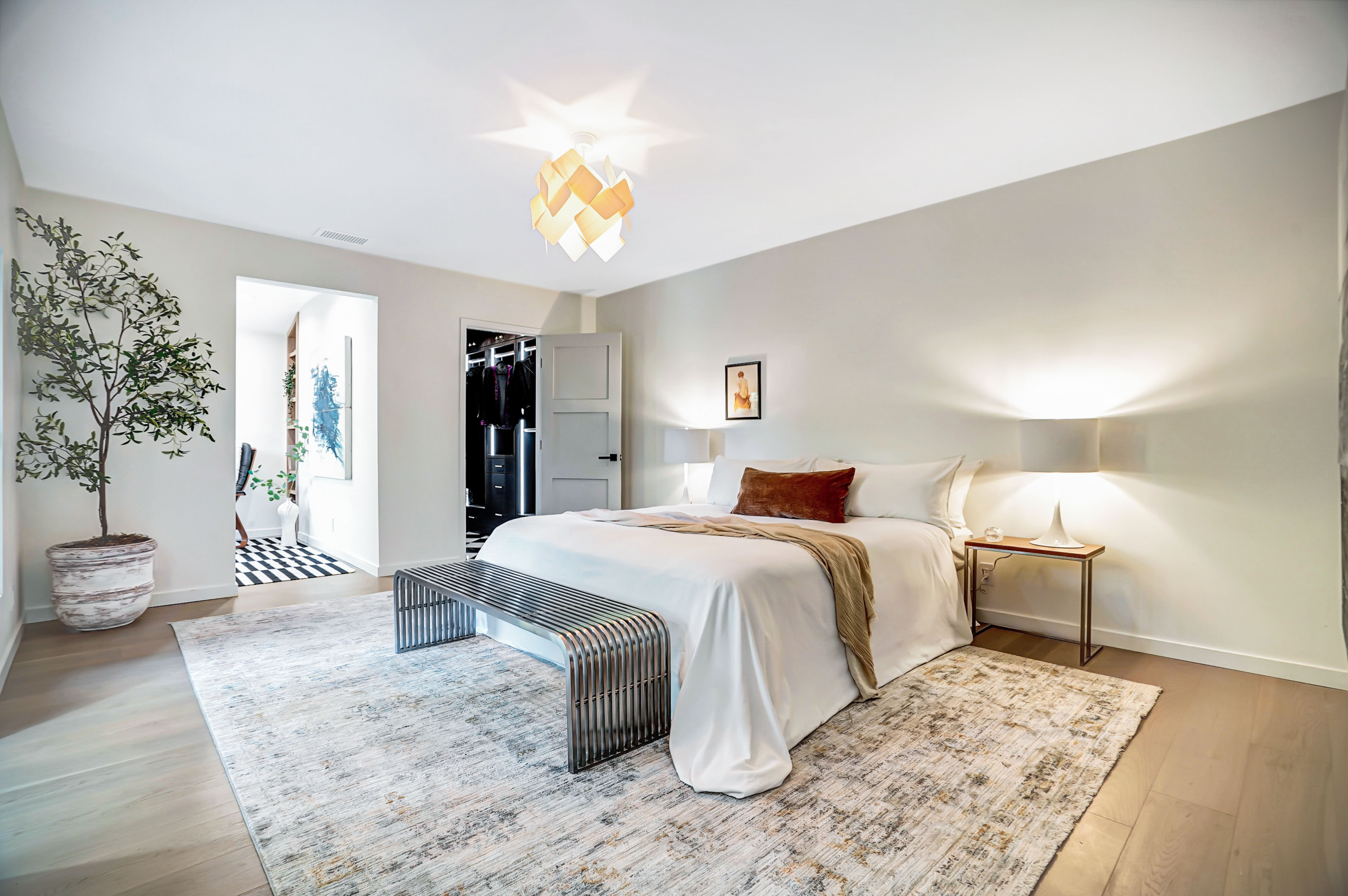 Studio City Complete Home 45