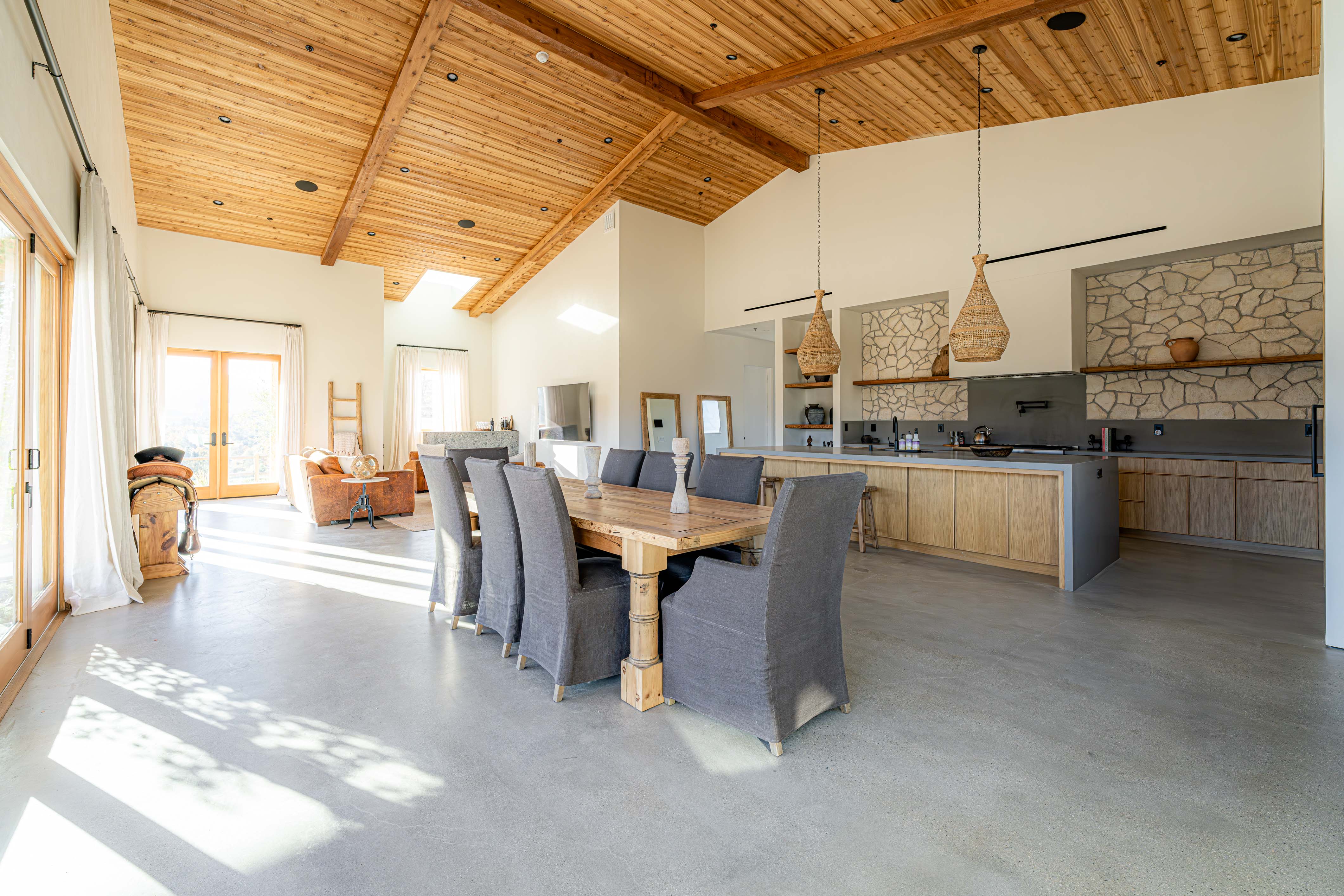 Agoura Hills Ranch 18