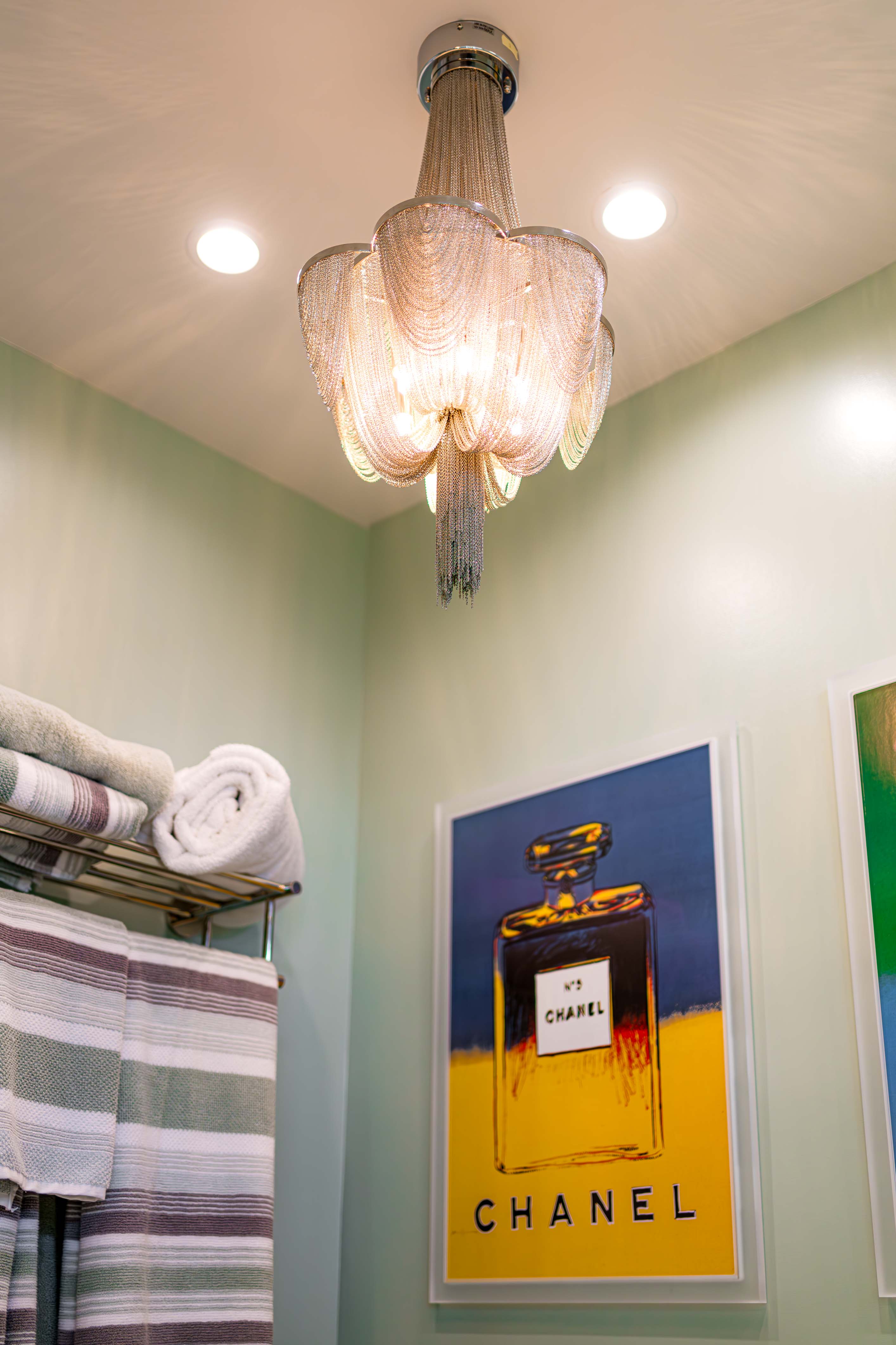 Woodland Hills Master Suite 56