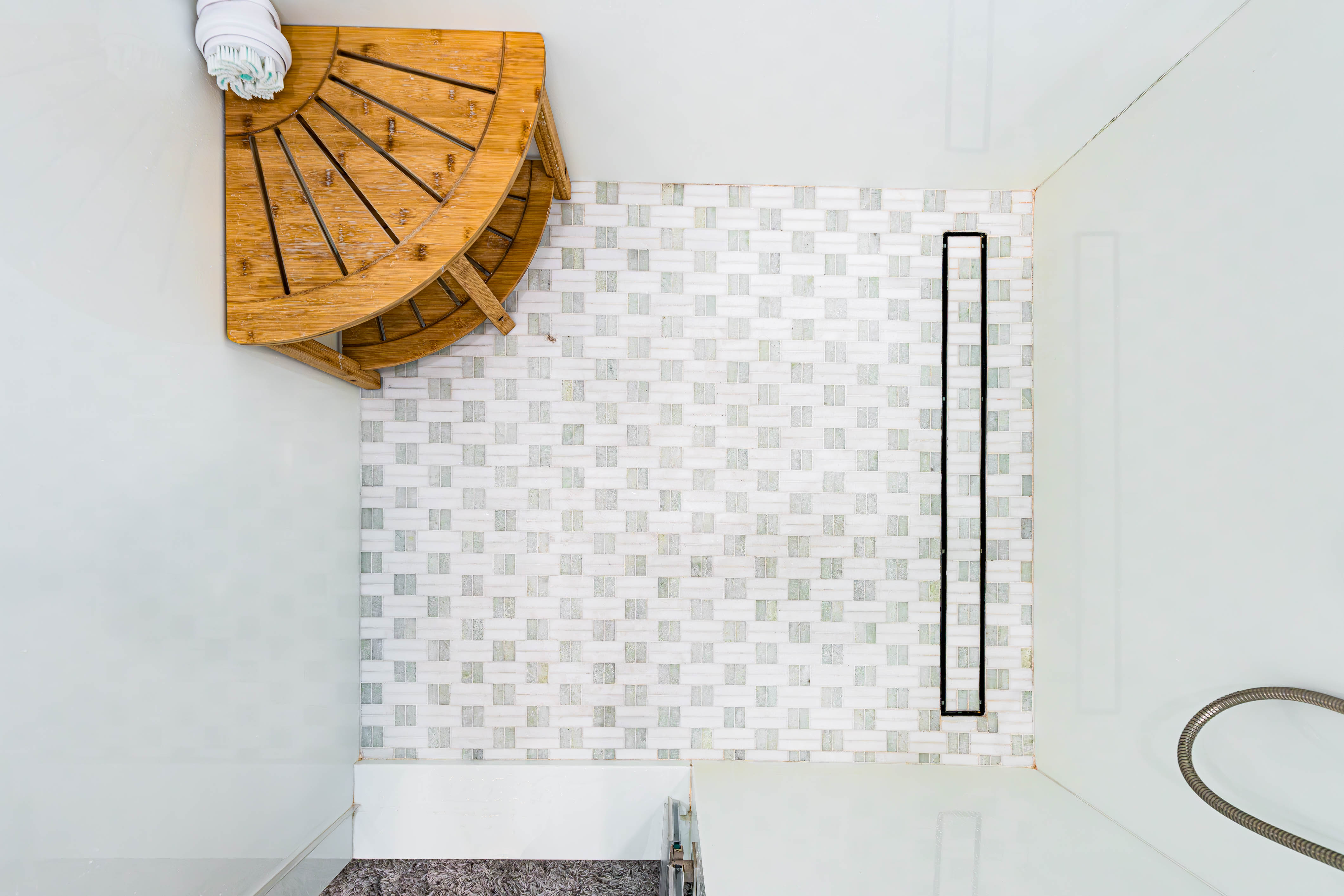 Woodland Hills Master Suite 9