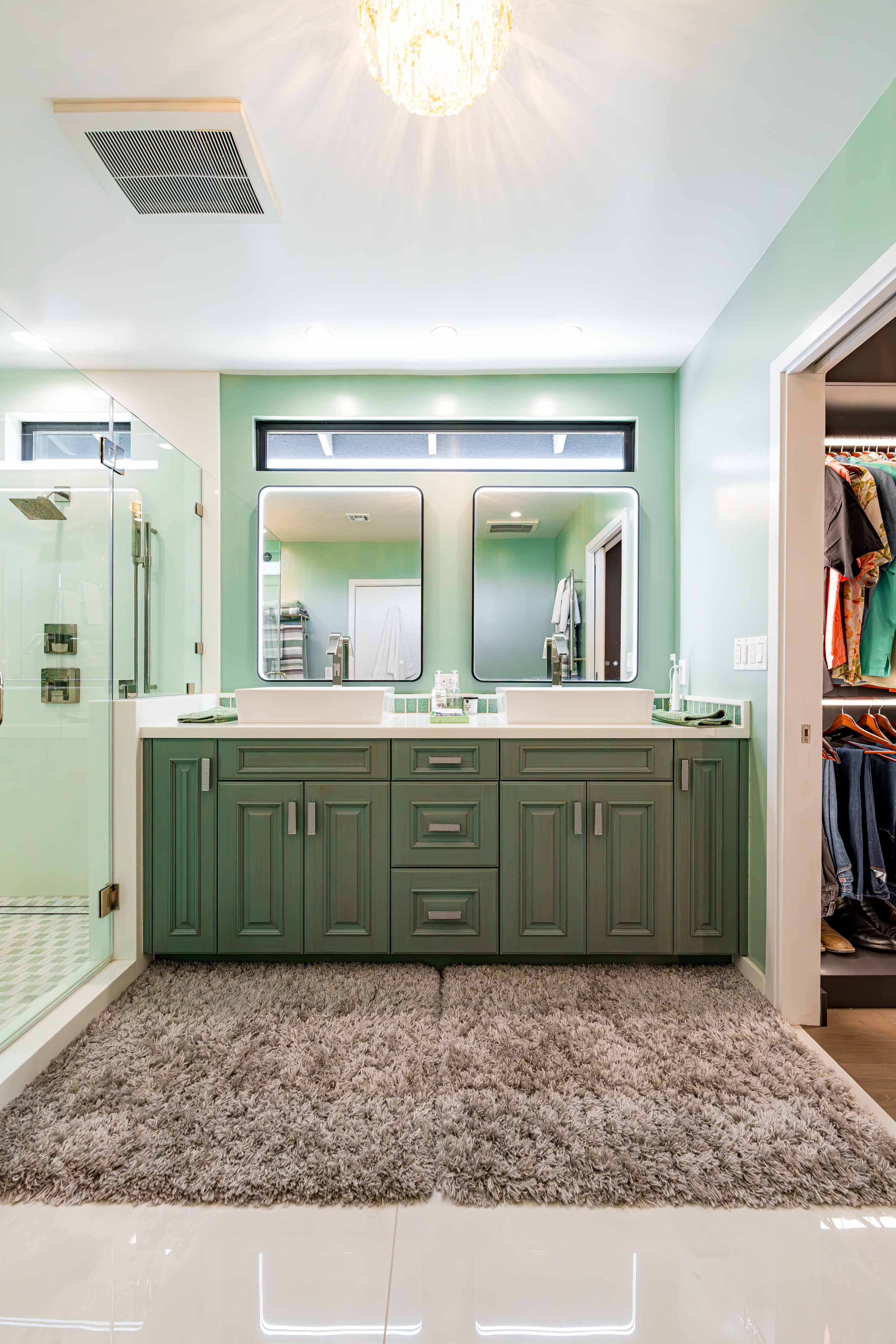 Woodland Hills Master Suite 8