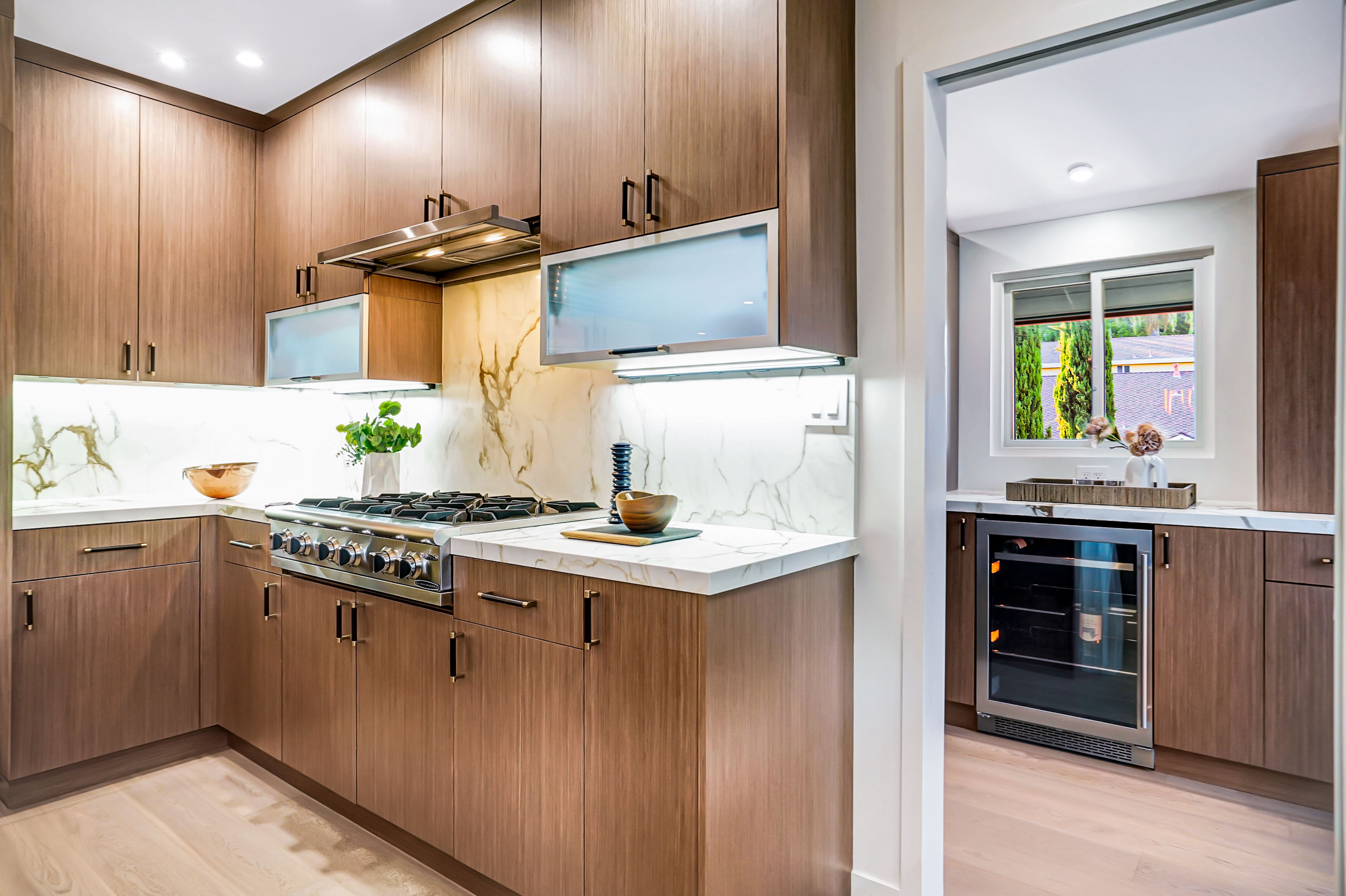Studio City Complete Home 23