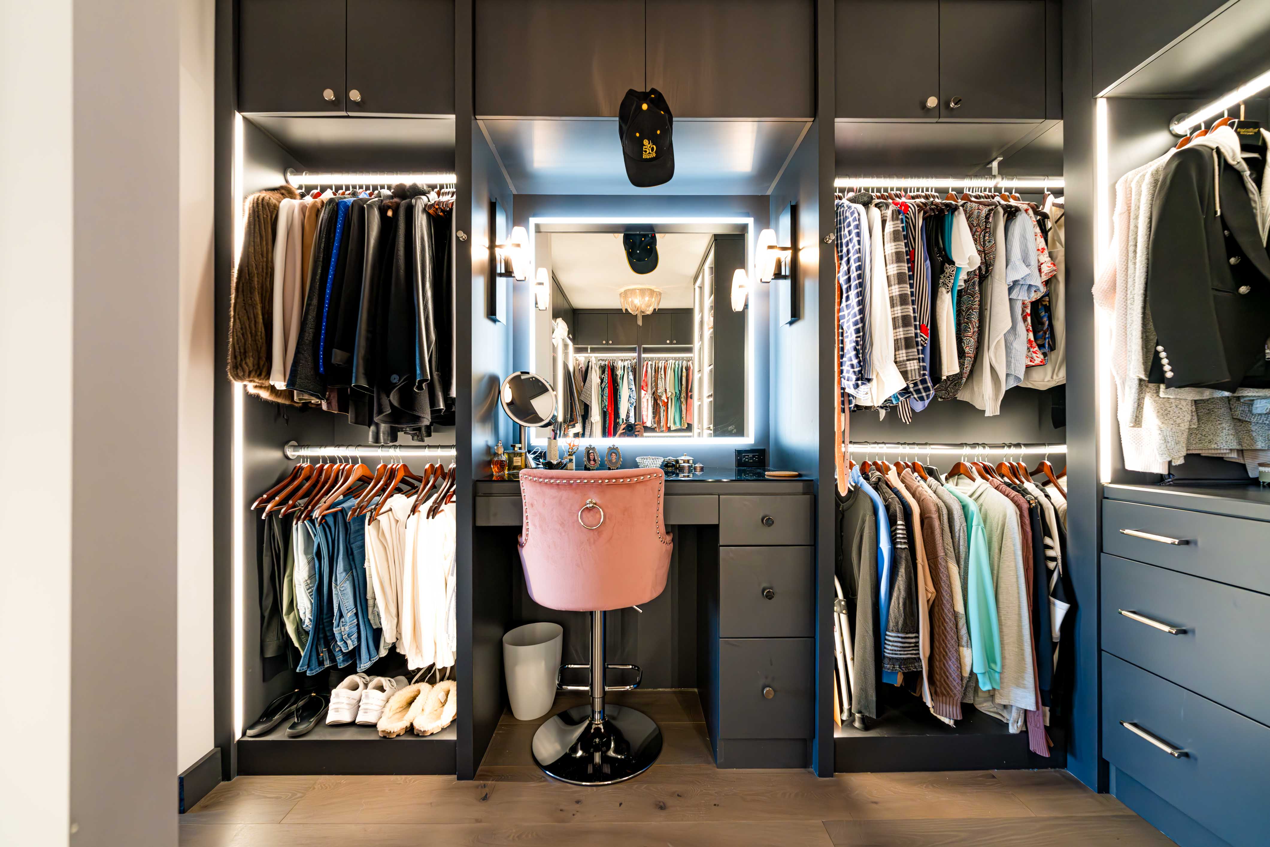 Woodland Hills Master Suite 20