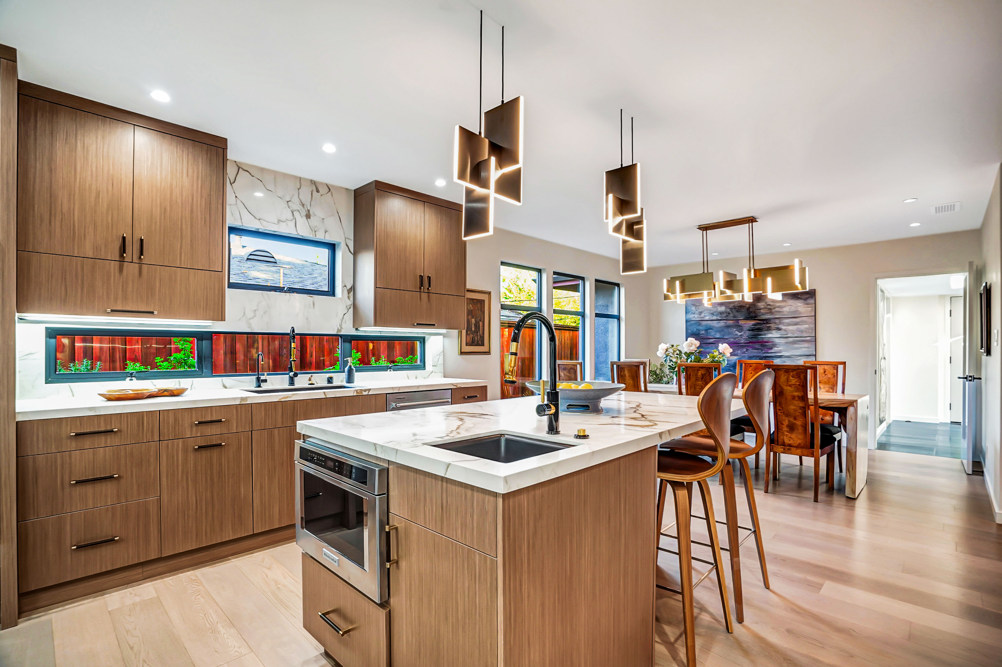 Studio City Complete Home 28